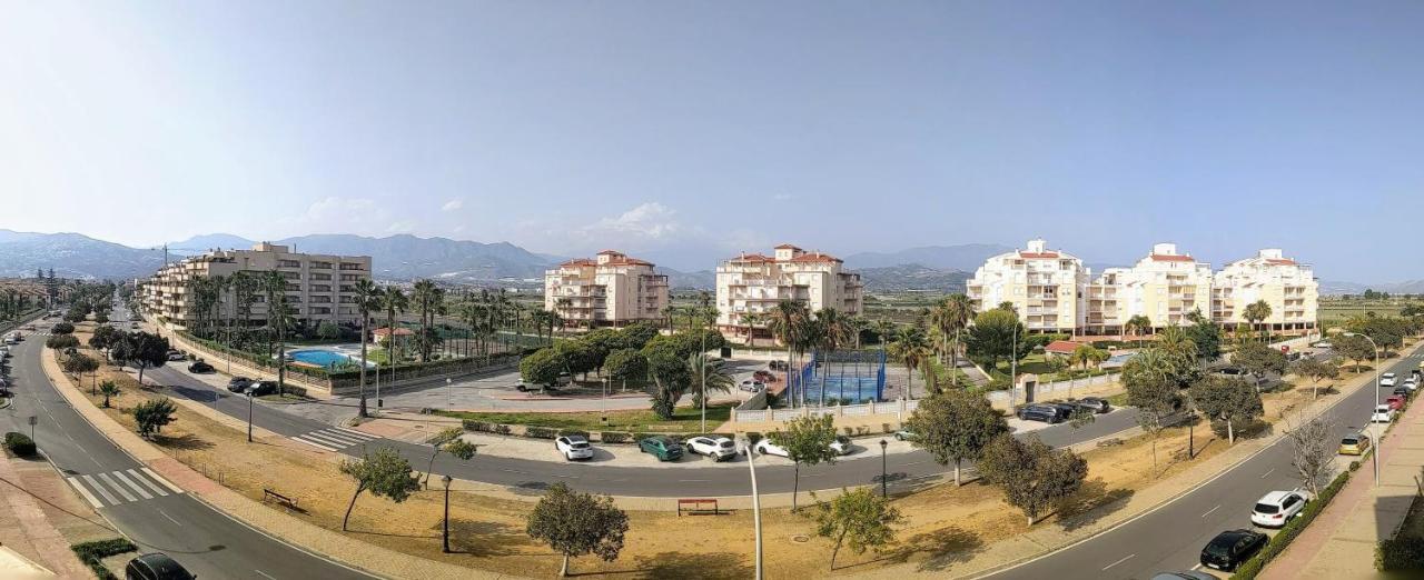 - Primera Linea De Playa Junto Al Paseo Maritimo Apartment Salobreña