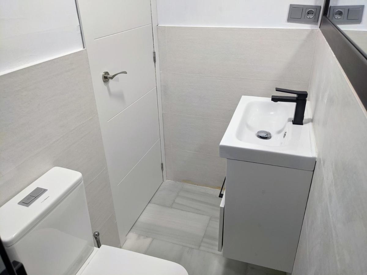 Apartment - Primera Linea De Playa Junto Al Paseo Maritimo Salobreña