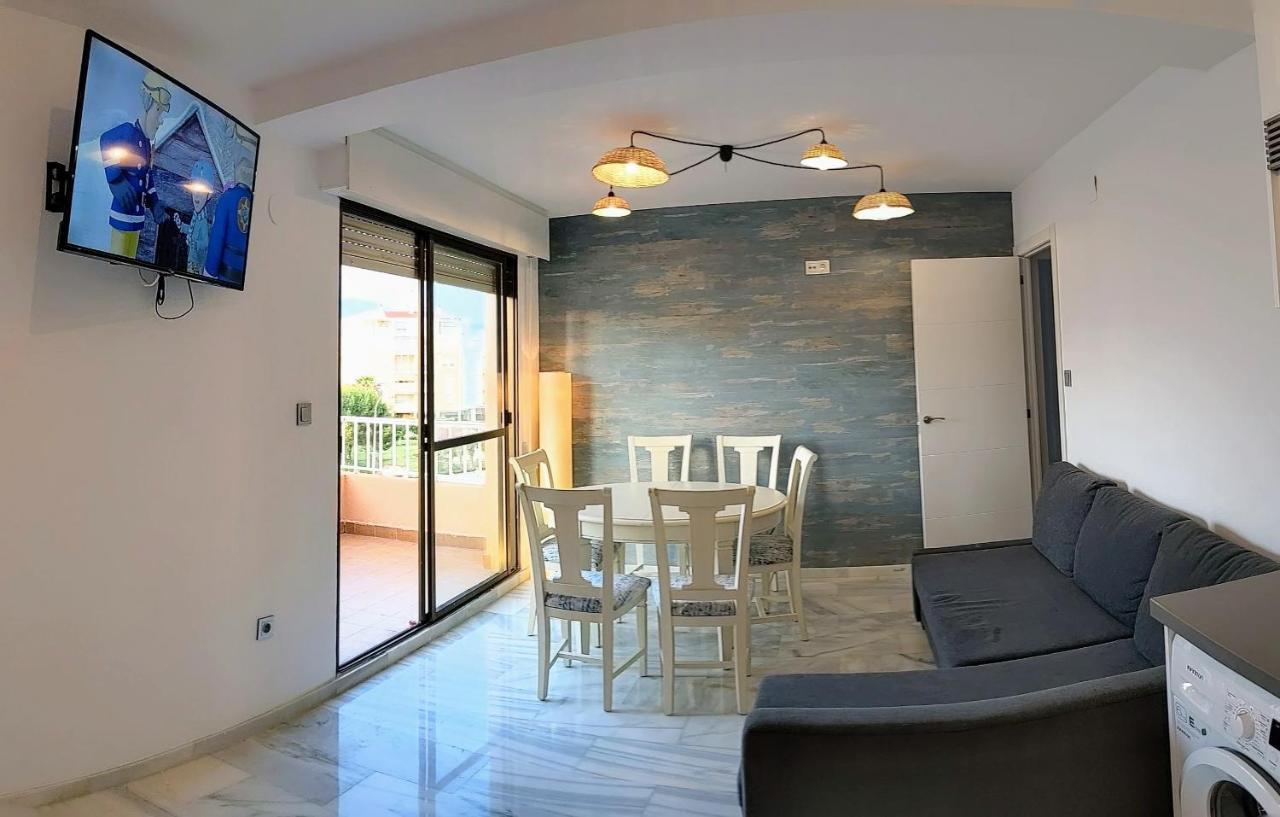 - Primera Linea De Playa Junto Al Paseo Maritimo *